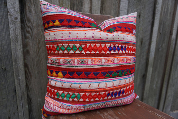 Anaya - Akha Hilltribe Textile Pillow