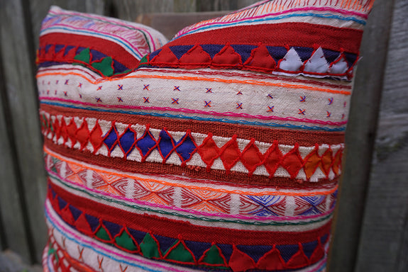 Anaya - Akha Hilltribe Textile Pillow